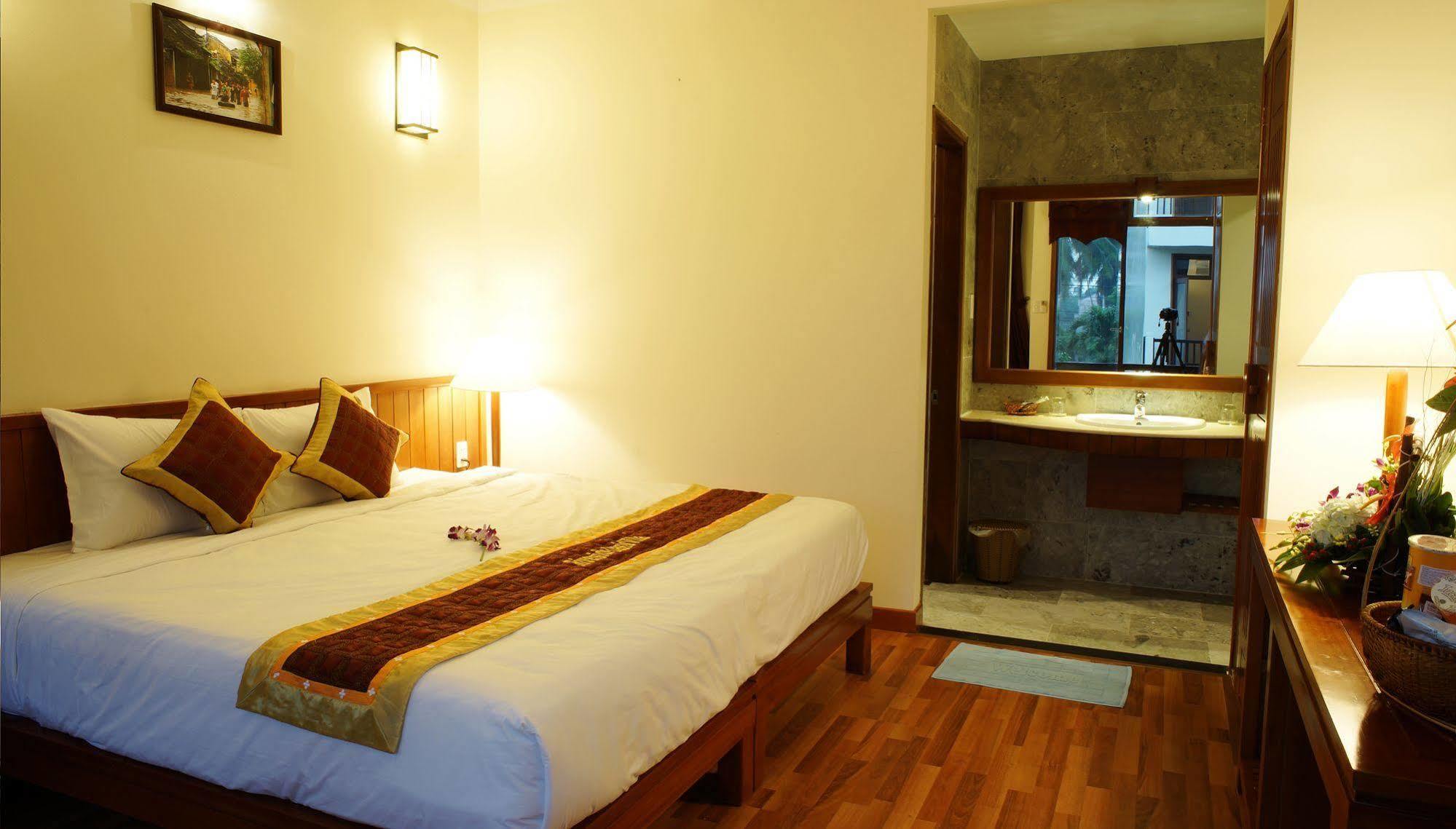 Riverside Oasis Villa Hoi An Exterior photo
